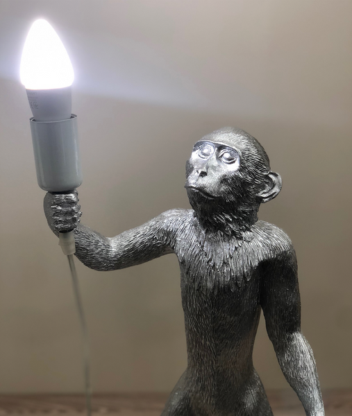 Серебряная напольная лампа - стоящая обезьянка "Monkey" (909-VXL8051С SL) 909-VXL8051С фото